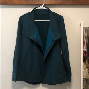 lululemon sweatshirt